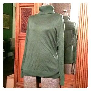Turtle neck sweater